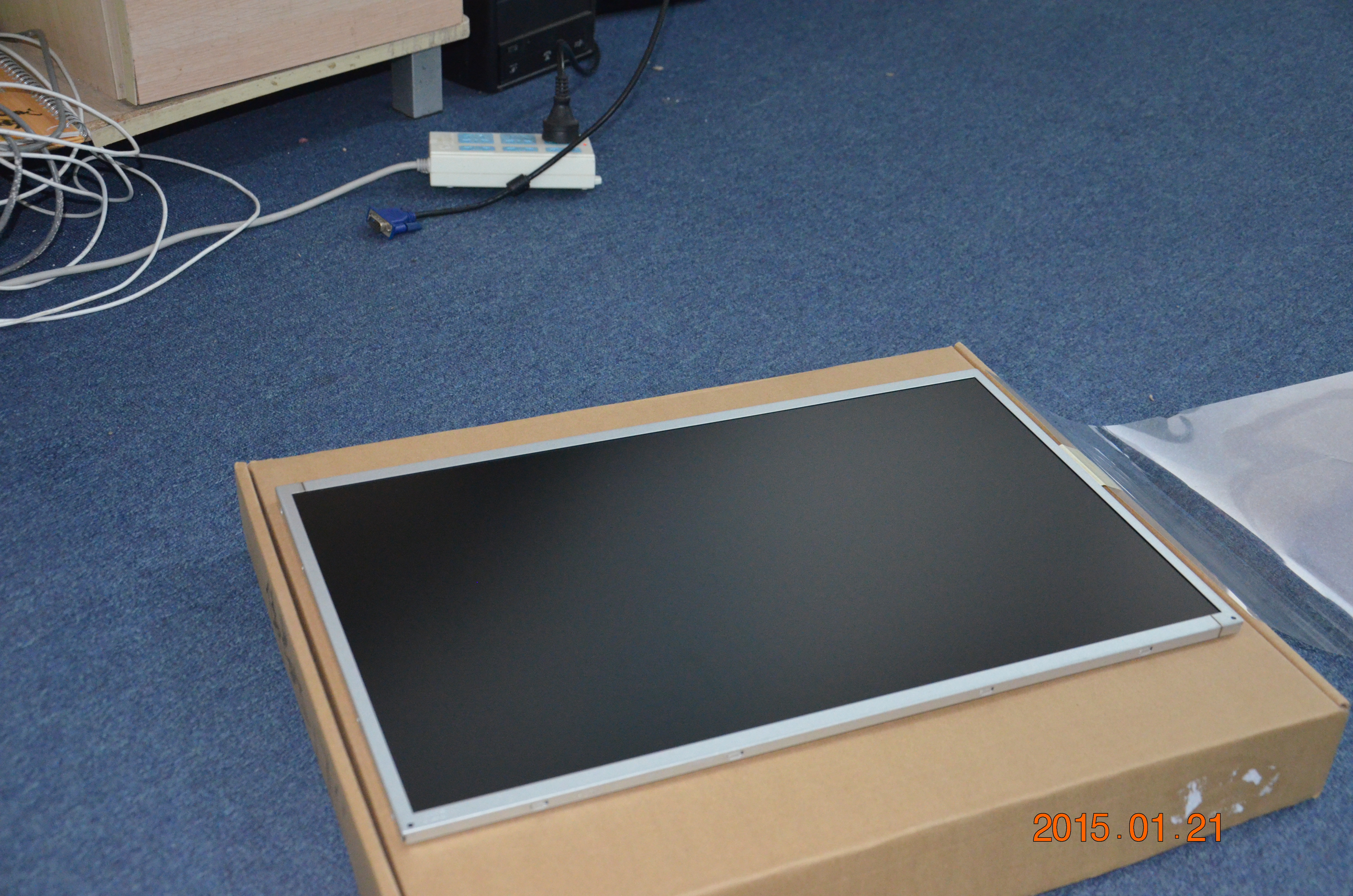 LCD與OLED哪個好，差別在哪？