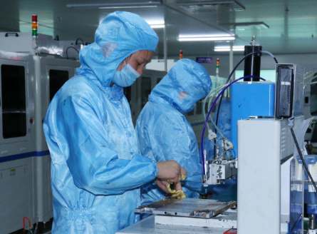 工業(yè)液晶屏于極端環(huán)境：多方位防護(hù)下的穩(wěn)定呈現(xiàn)